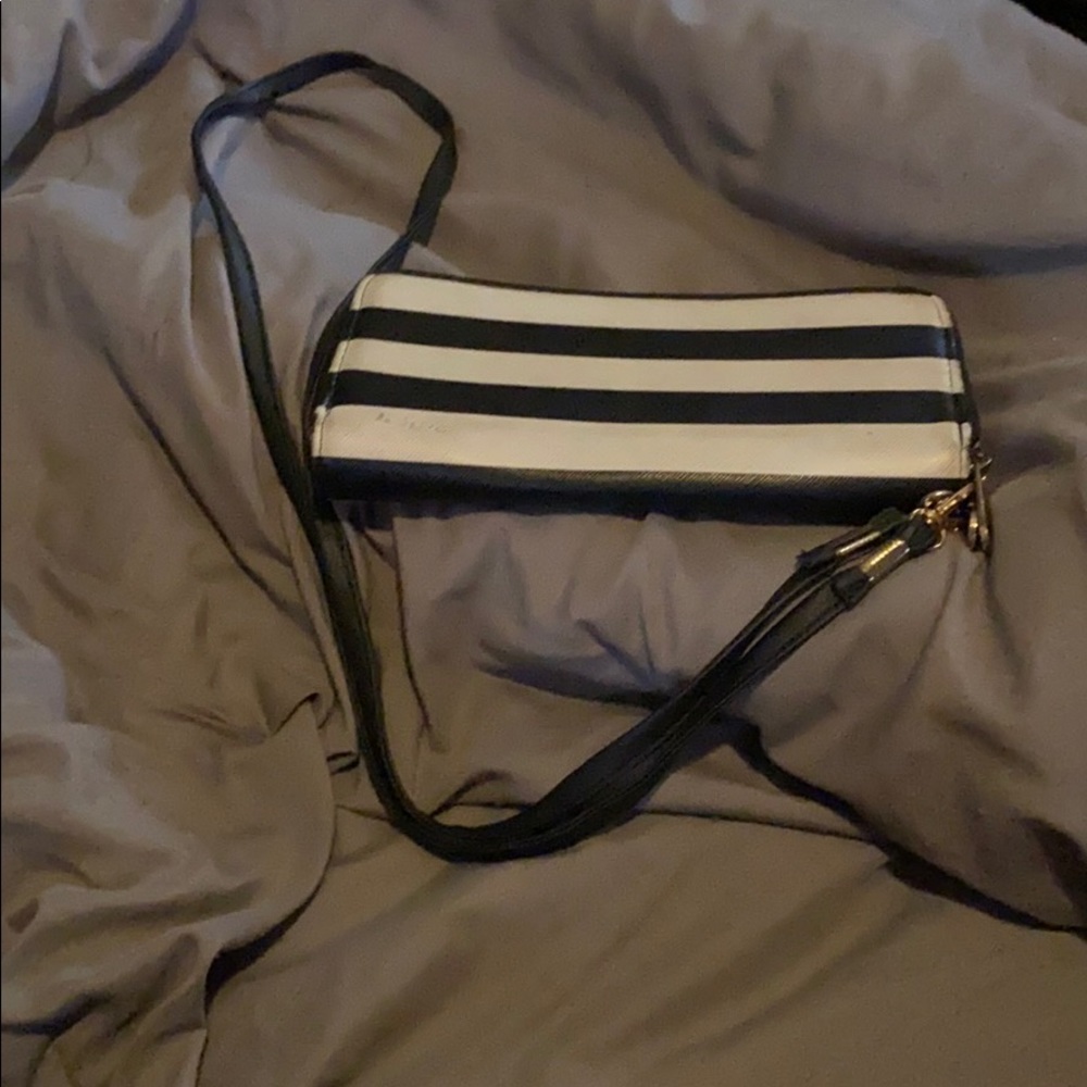 Crossbody purse